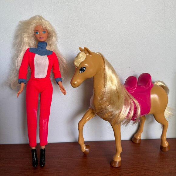 Vintage Olympic Barbie & Horse - Picture 1 of 11